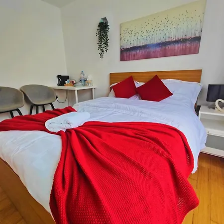 Crystal'S Cozy Room Canvey Island Exterior foto